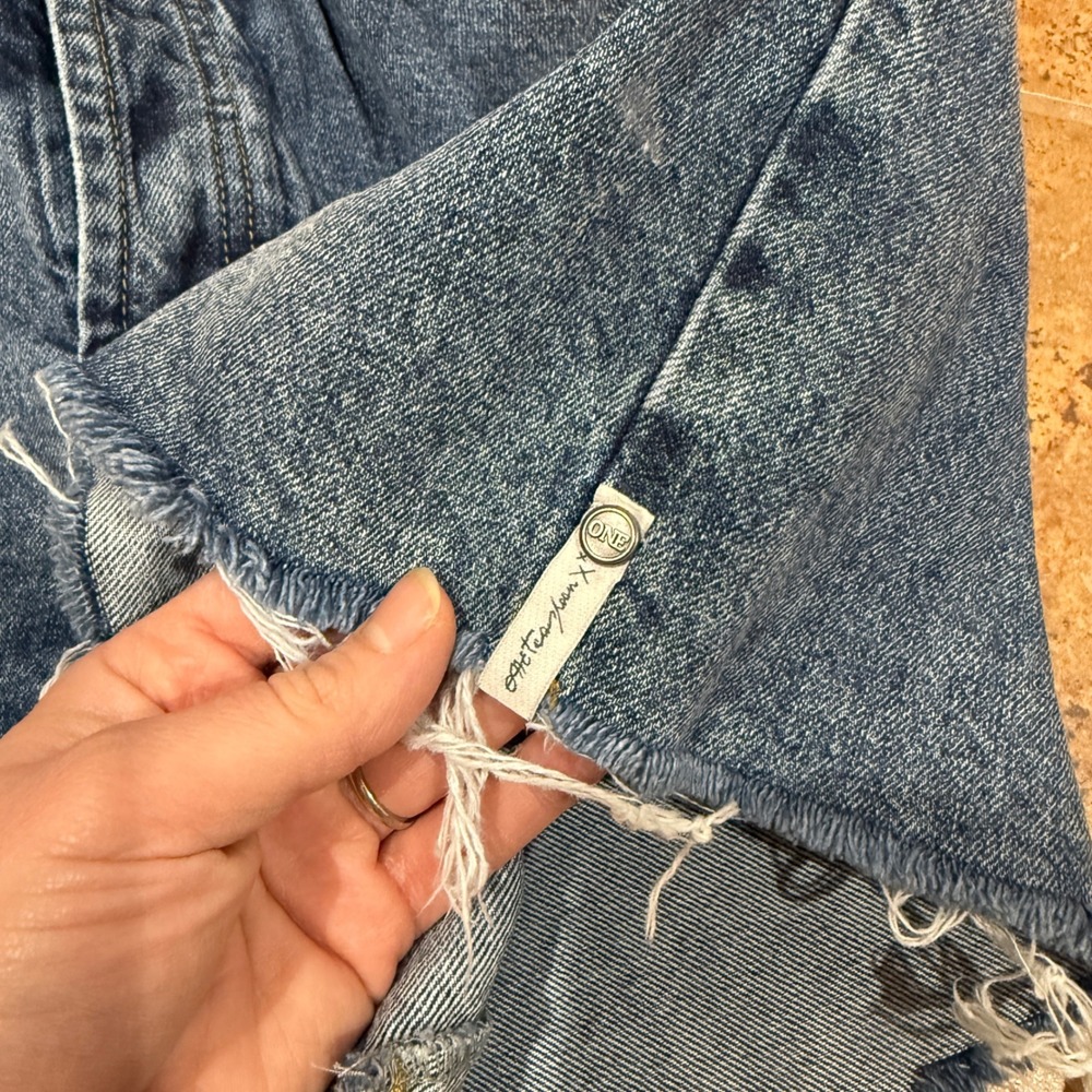 One Teaspoon Shakers Low Waist Super Relaxed Denim Shorts Blue Thunder 30 - Picture 11 of 12